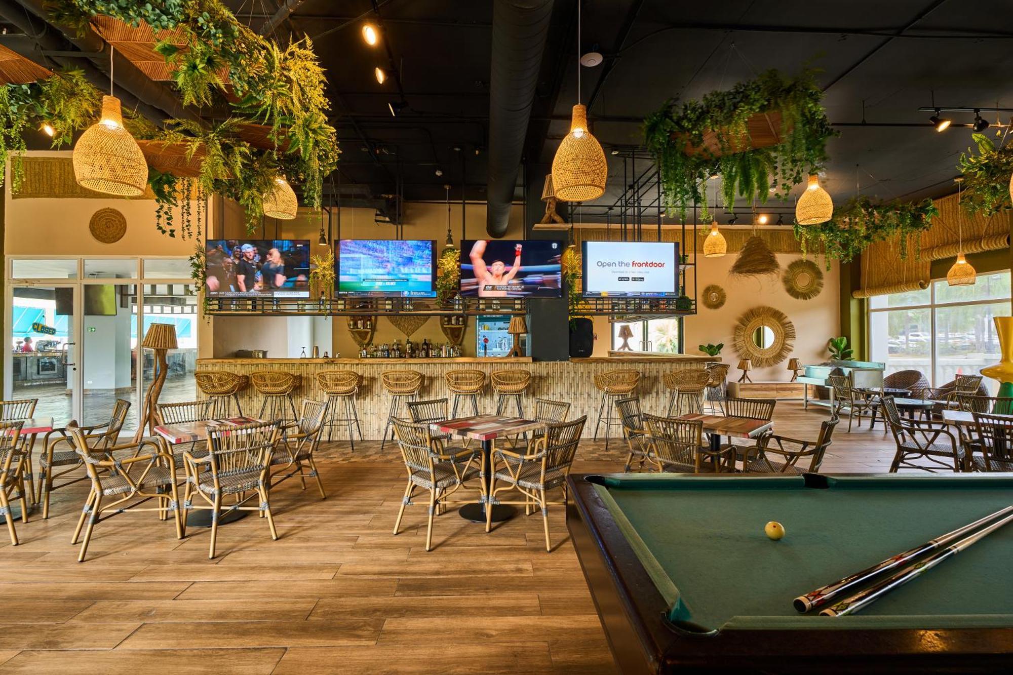 Gran Evenia Bijao Otel Santa Clara  Dış mekan fotoğraf The interior of a typical sports bar